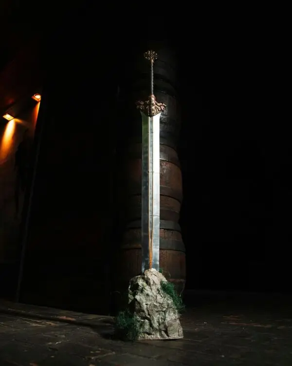 Longsword (Sword in the Stone) - Image 5